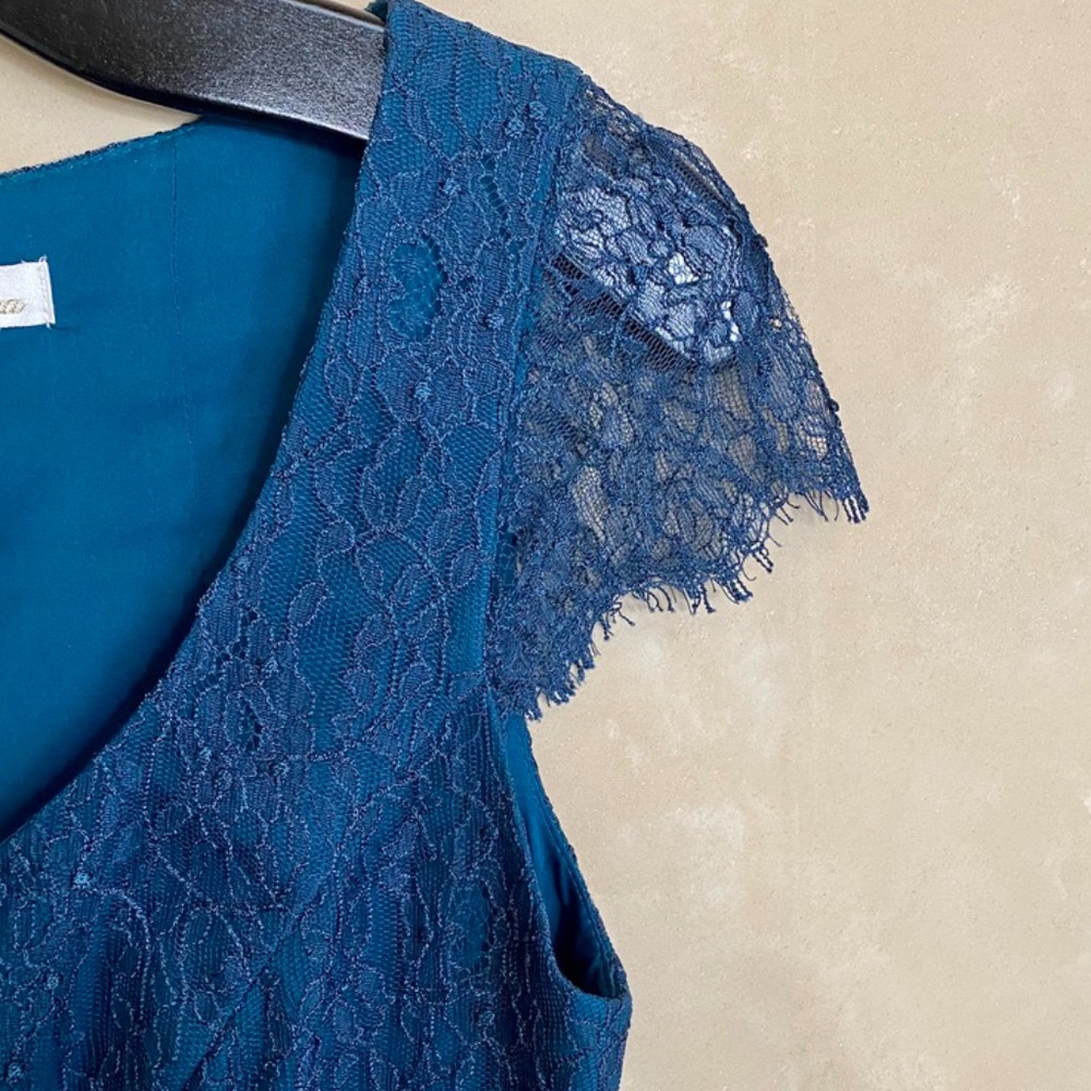 Shoshanna "Risa" Chantilly Lace Dress - Picture 3 of 8